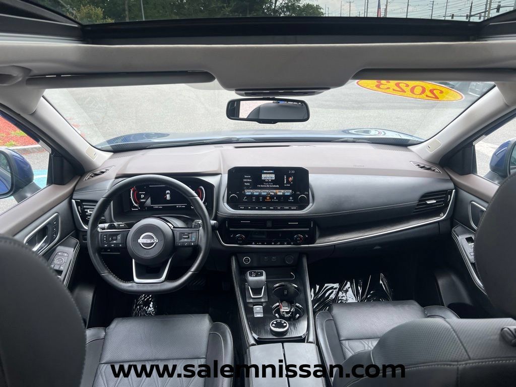 Used 2023 Nissan Rogue Platinum AWD/4WD image 18