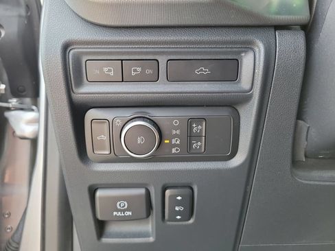 Used 2021 Ford F150 Platinum w/ Equipment Group 701A High AWD/4WD image 24