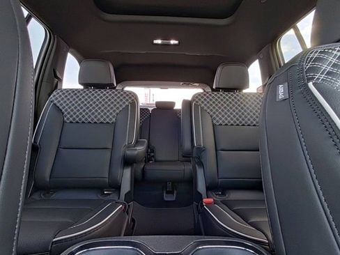 New 2026 GMC Acadia Denali w/ Super Cruise Package AWD/4WD image 29