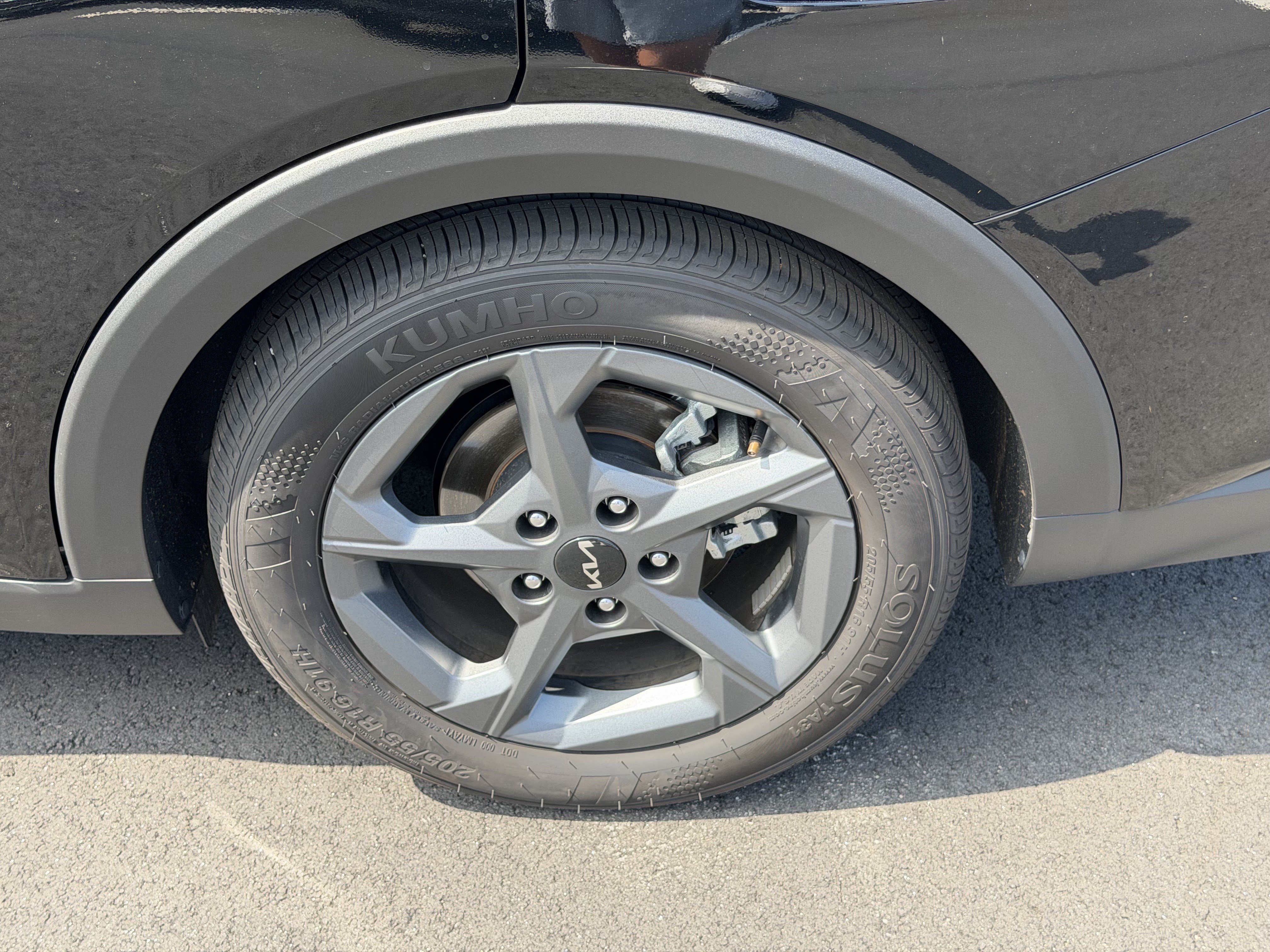 Certified 2025 Kia K4 FWD image 19