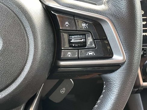 Used 2019 Subaru Outback 2.5i Touring w/ Popular Package #3A AWD/4WD image 12