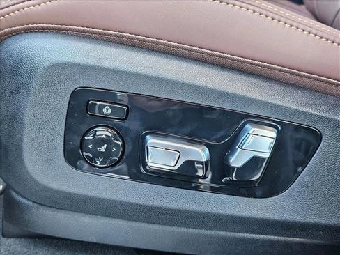 New 2026 BMW X7 M60i AWD/4WD image 4