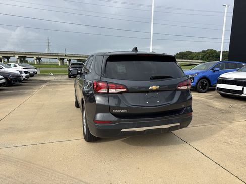 Used 2023 Chevrolet Equinox LT FWD image 25