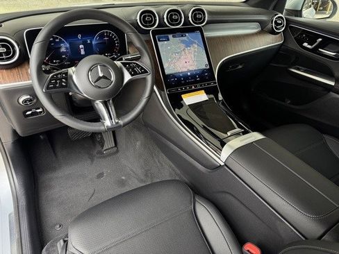 New 2025 Mercedes-Benz GLC 350e 4MATIC image 7