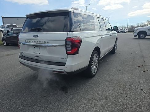 Used 2022 Ford Expedition Max Limited image 4