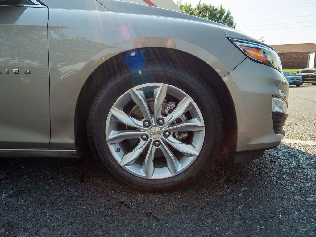 Used 2024 Chevrolet Malibu LT FWD image 11