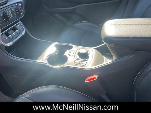 Used 2022 GMC Terrain AT4 w/ Infotainment Package II image 28