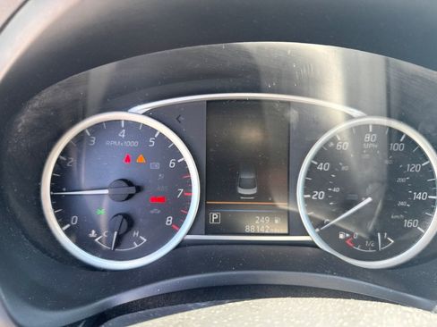 Used 2019 Nissan Sentra SV FWD image 1