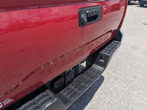 Used 2023 Toyota Tacoma SR5 RWD image 12