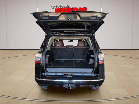 Used 2020 Toyota 4Runner Limited image 9