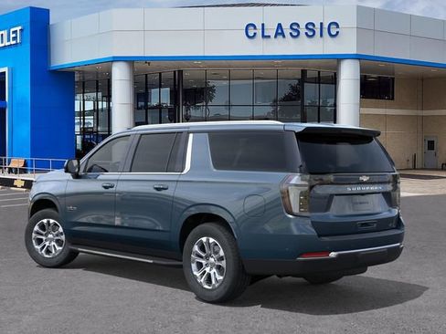 New 2026 Chevrolet Suburban LT w/ Comfort Package AWD/4WD image 3