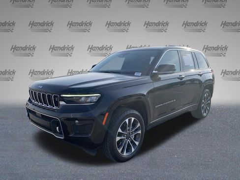 Used 2023 Jeep Grand Cherokee Overland w/ Adv Protech Group III image 4