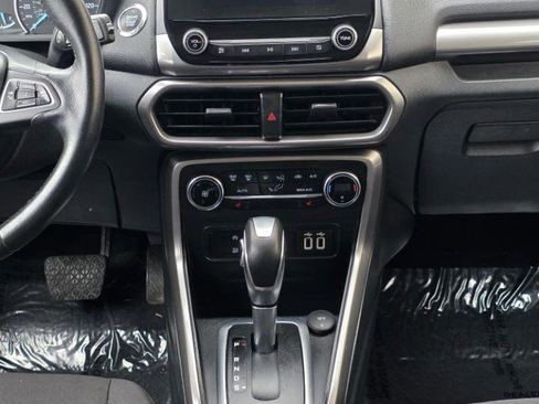Used 2019 Ford EcoSport SE AWD/4WD image 17