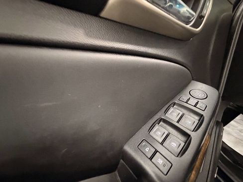 Used 2015 GMC Yukon XL Denali AWD/4WD image 28