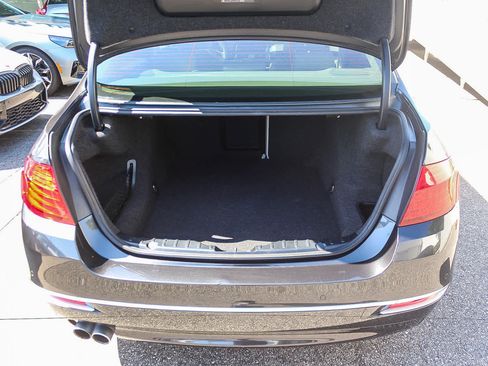 Used 2014 BMW 528i xDrive Sedan AWD/4WD image 30