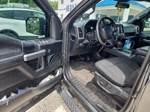 Used 2019 Ford F150 XLT w/ Equipment Group 302A Luxury AWD/4WD image 13