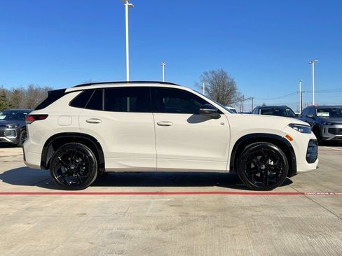 New 2026 Volkswagen Tiguan SE R-Line image 7