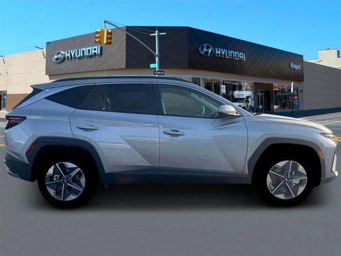 New 2026 Hyundai Tucson SEL AWD/4WD image 9