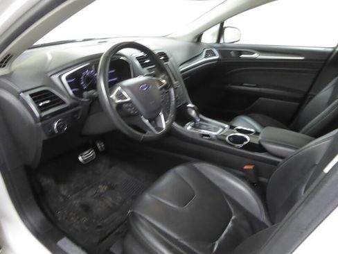 Used 2013 Ford Fusion Titanium image 17
