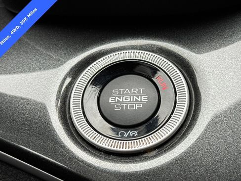 Used 2023 Jeep Grand Cherokee Altitude image 23