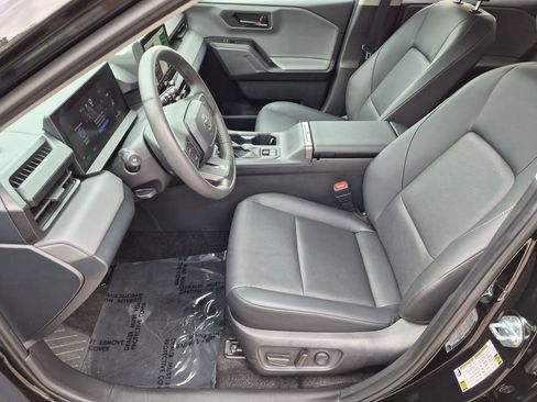 Used 2026 Toyota RAV4 XLE Premium AWD/4WD image 15