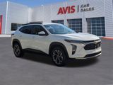 Used 2024 Chevrolet Trax LT image 3