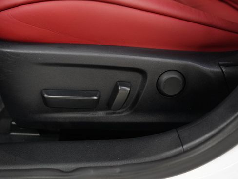 Used 2023 Lexus IS 500 RWD image 27