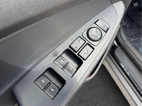Used 2018 Hyundai Tucson Value FWD image 20