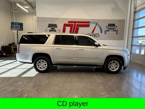 Used 2020 GMC Yukon XL Denali RWD image 4