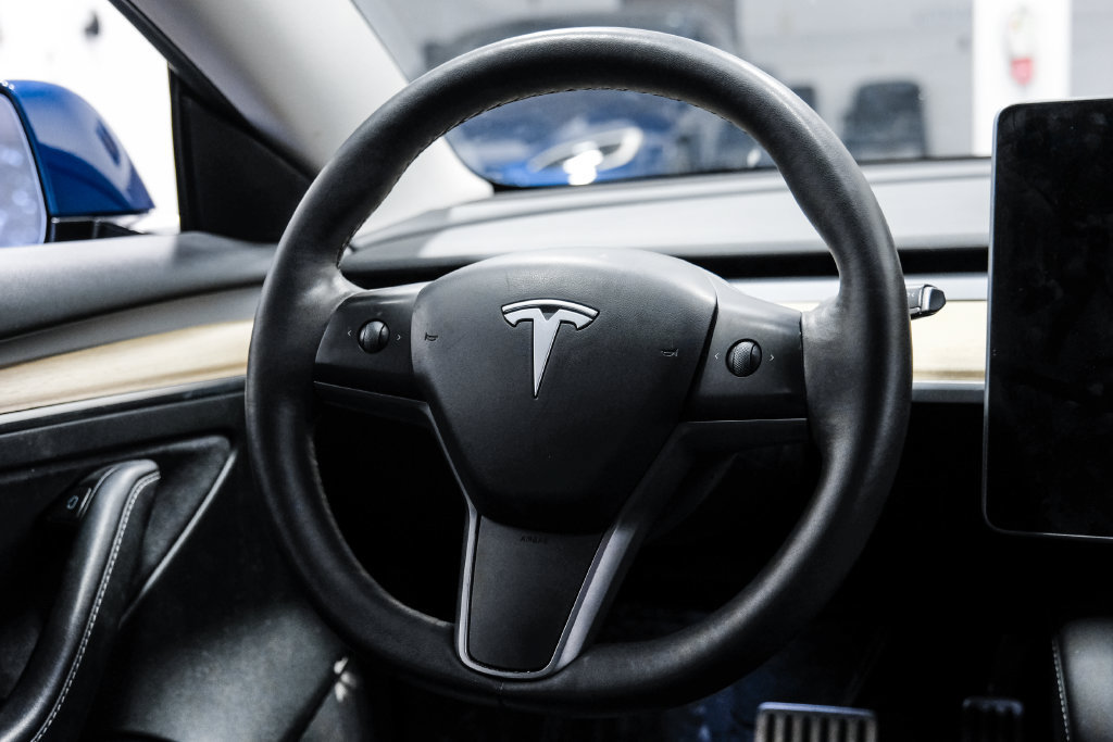 Used 2023 Tesla Model 3 Performance AWD/4WD image 19