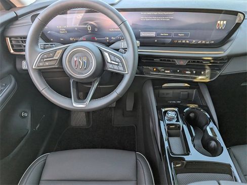 New 2026 Buick Envision Avenir image 9