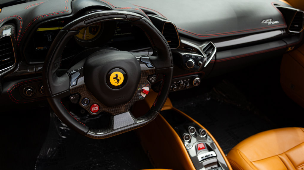 Used 2015 Ferrari 458 Spider RWD image 14