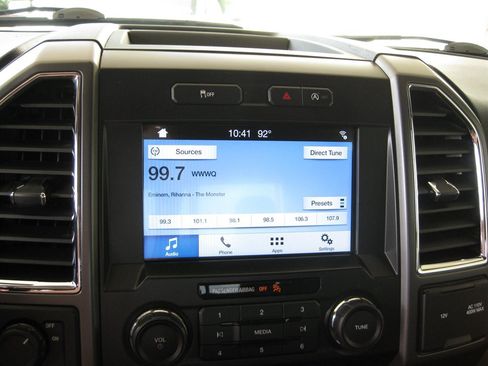 Used 2017 Ford F150 XLT w/ Equipment Group 302A Luxury RWD image 16