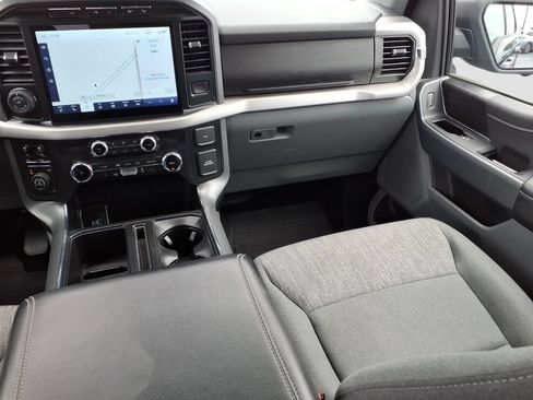 Used 2022 Ford F150 XLT w/ Equipment Group 302A High AWD/4WD image 17