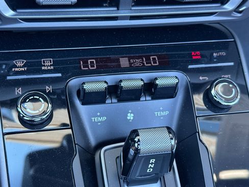 Used 2024 Porsche 911 Carrera S image 20