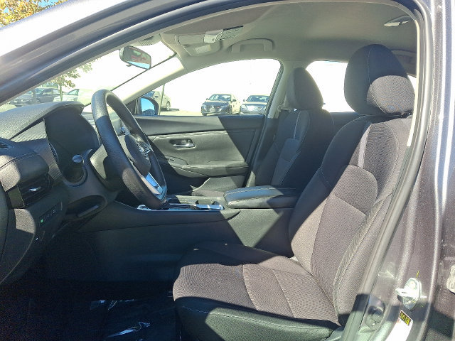 Used 2025 Nissan Sentra SV FWD image 13