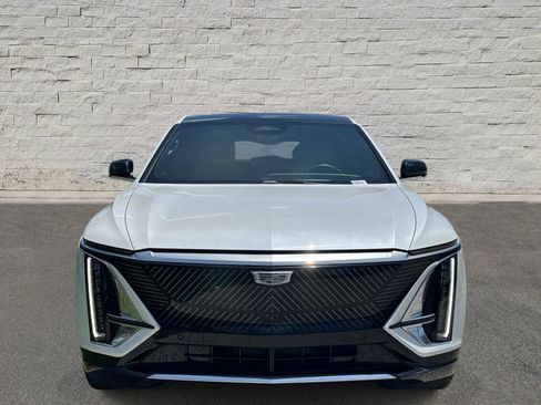 Used 2024 Cadillac Lyriq Luxury RWD image 7
