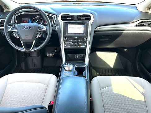 Used 2019 Ford Fusion SE w/ Equipment Group 151A image 20