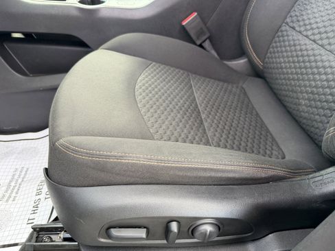 Used 2019 GMC Terrain SLE w/ Driver Convenience Package image 18