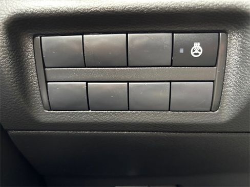 Used 2023 Nissan Kicks SR w/ SR Premium Package image 17