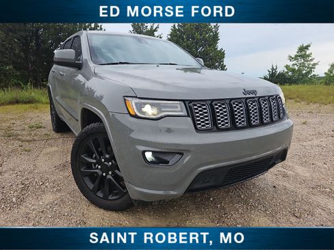 Used 2020 Jeep Grand Cherokee Altitude AWD/4WD image 1