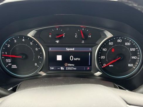 Used 2024 Chevrolet Equinox Premier image 23