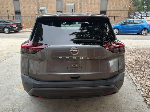 Used 2021 Nissan Rogue S FWD image 4