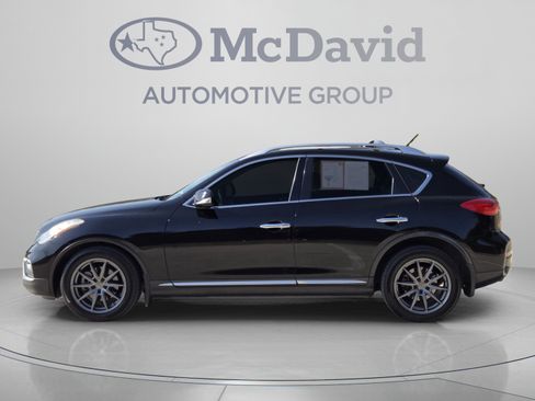 Used 2017 INFINITI QX50 2WD w/ Premium Plus Package image 2