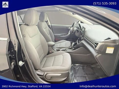 Used 2020 Hyundai Ioniq SEL FWD image 11