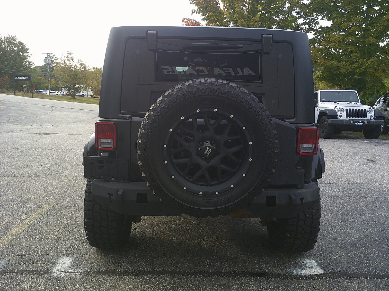 Used 2016 Jeep Wrangler Unlimited Sahara w/ Dual Top Group AWD/4WD image 6