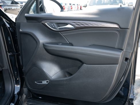 Used 2023 Buick Envision Avenir image 49