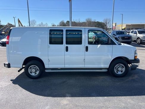 Used 2024 Chevrolet Express 2500 w/ Driver Convenience Package image 8