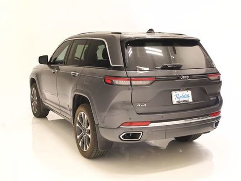 Used 2023 Jeep Grand Cherokee Overland AWD/4WD image 8