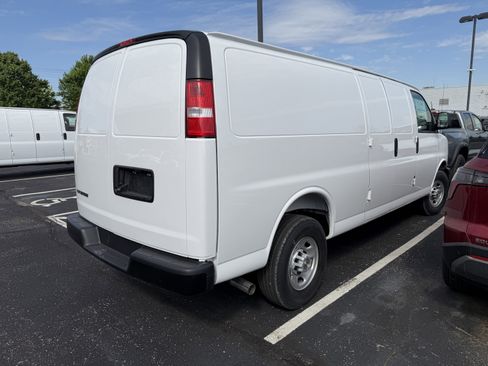New 2026 Chevrolet Express 2500 Extended w/ Driver Convenience Package RWD image 7